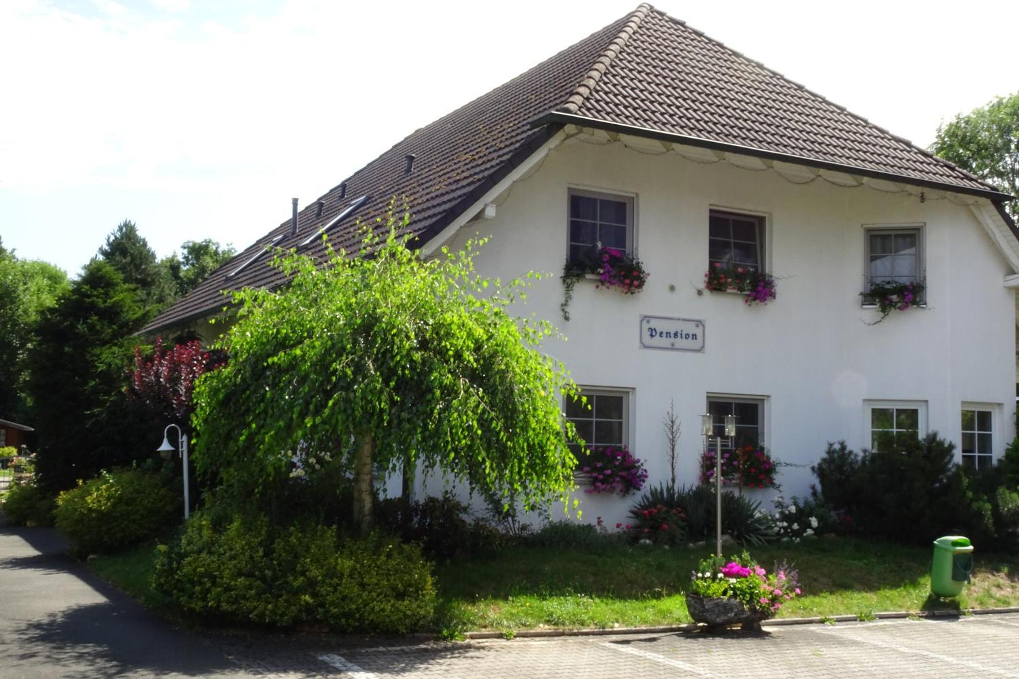 Bad Köstritz Pension Egerer מראה חיצוני תמונה